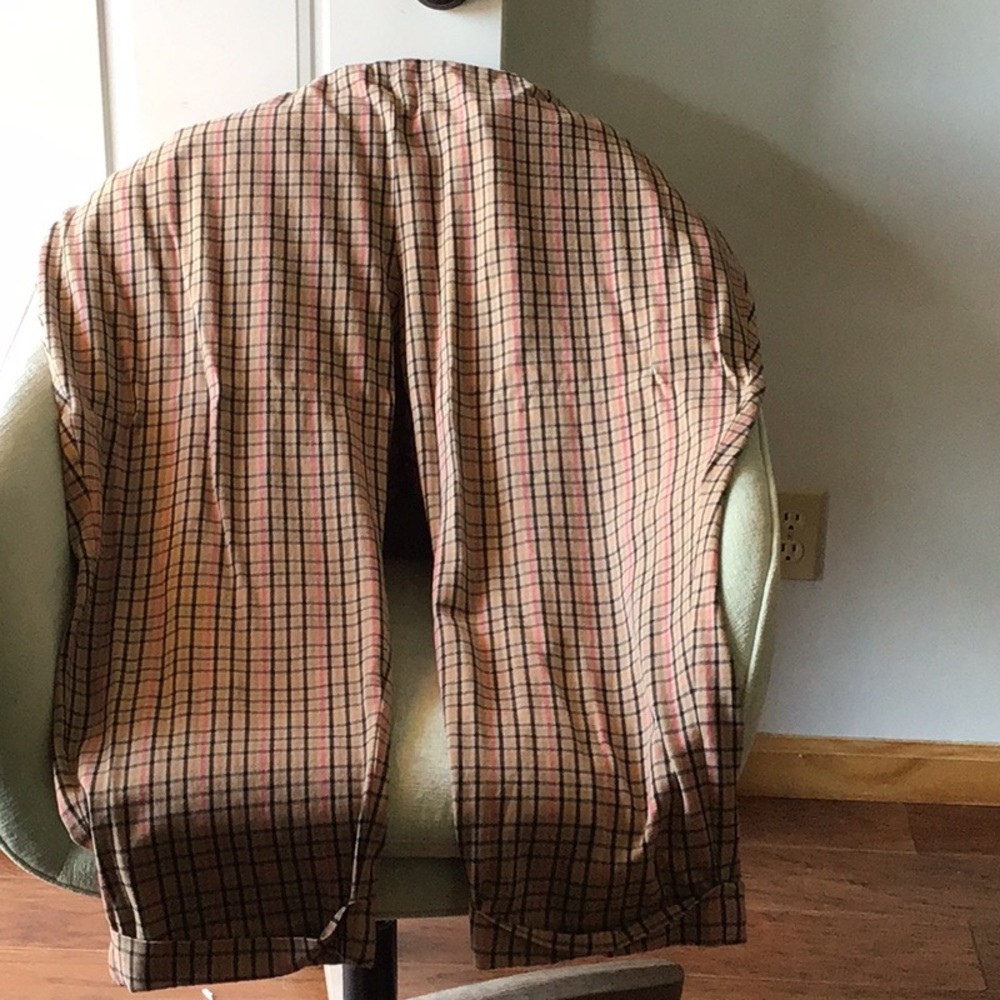 Pull on pants with pockets and cuffs.